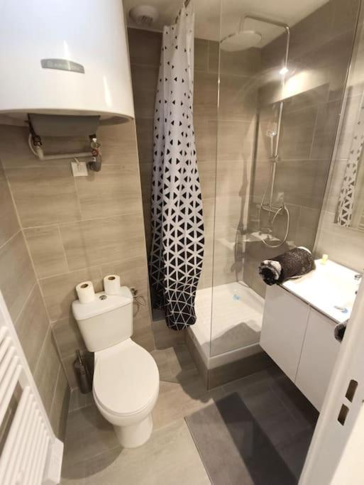 Appartement Tout Equipe 2 A 4 Couchages St Charles Marseilles Buitenkant foto