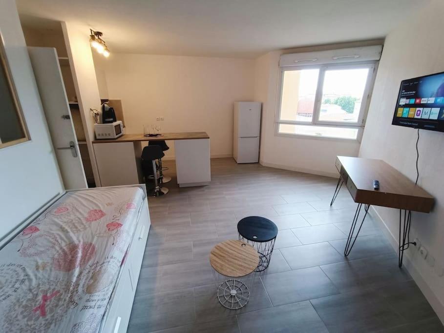 Appartement Tout Equipe 2 A 4 Couchages St Charles Marseilles Buitenkant foto